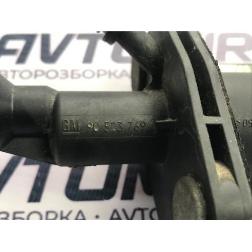 Главный цилиндр сцепления Opel Astra H 2004-2010 90523769